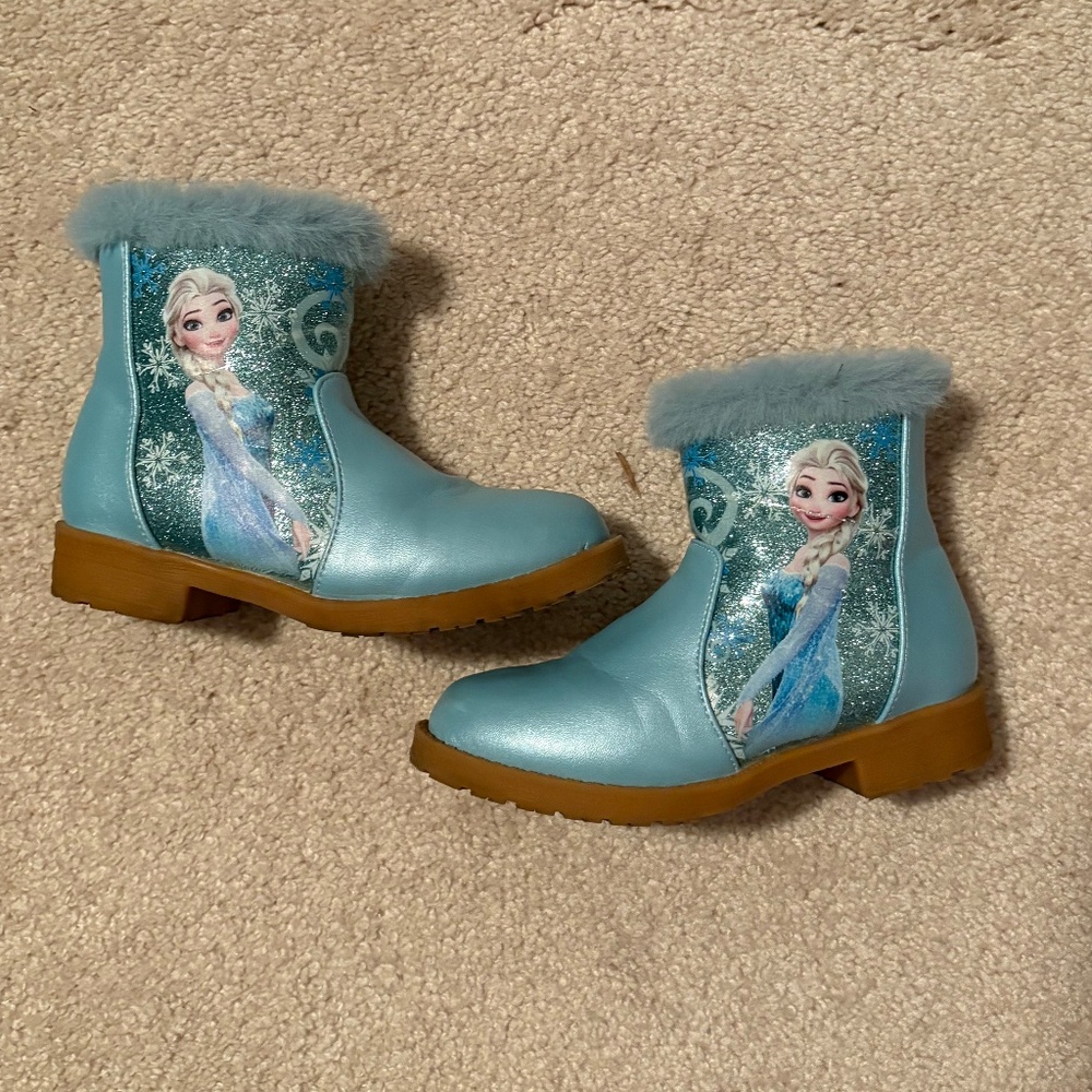 Velvet Warm Snow Boots Elsa   Design  Sz 10.5-11T